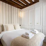 4#New Suite 4 People - Saint-Germain Notre-Dame