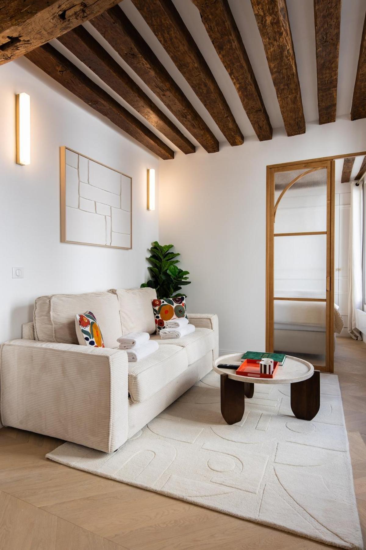 4#new 4 Personnes- Saint Germain Notre-dame *